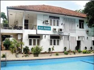 Blue Haven Hotell Jaffna Exteriör bild